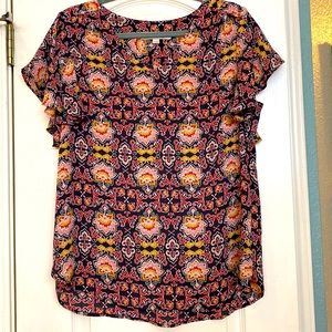 Lovely print, short sleeved blouse, size M